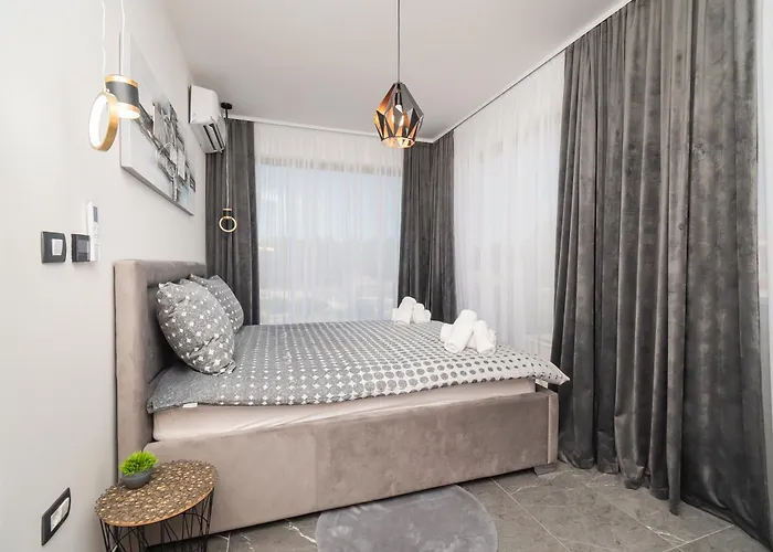 House Maya וילה סרימה